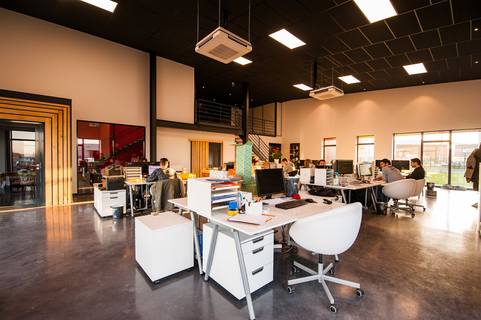 Style Up your Office With These 5 Tips