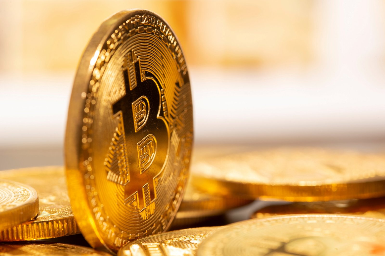 How to buy Bitcoin (BTC) for US dollars (USD) with minimal knowledge about cryptocurrency