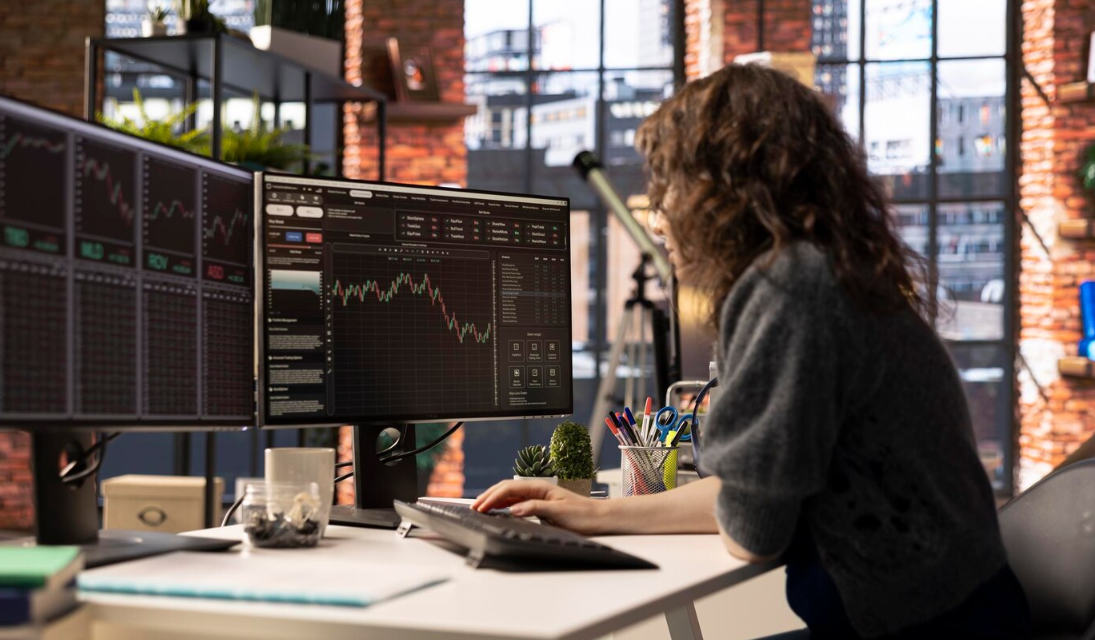 What Prop Trading Firms Look for in a Successful Trader
